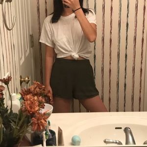Hollister Easy Olive Shorts